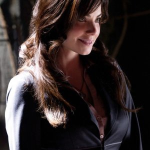 Lois (Erica Durance) in una sequenza dell'episodio Masquerade di Smallville