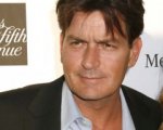 Charlie Sheen licenziato dalla CBS