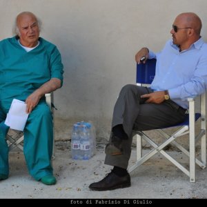 Luca Zingaretti e Marcello Perracchio nell'episodio La danza del gabbiano de Il commissario Montalbano