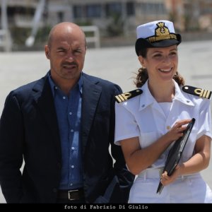Luca Zingaretti ed Isabella Ragonese in una scena dell'episodio L'età del dubbio de Il commissario Montalbano