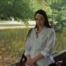 Béatrice Dalle in una scena del film Jimmy Rivière