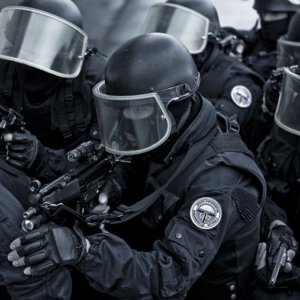 Una sequenza del film L'assaut