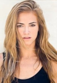 Una foto di Emily Wickersham