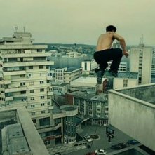 Una scena del film Banlieue 13