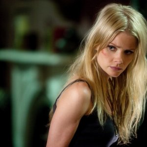 Anita Briem nel film Dylan Dog