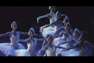 Balla con noi - Trailer