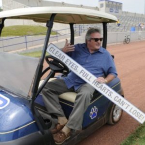 Brad Leland in una scena dell'espisodio finale di Friday Night Lights Always