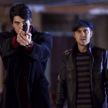 Brandon Routh e Sam Huntington in una scena del film Dylan Dog