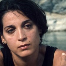 Donatella Finocchiaro nel film Sorelle Mai