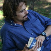 Pier Giorgio Bellocchio in una scena del film Sorelle Mai