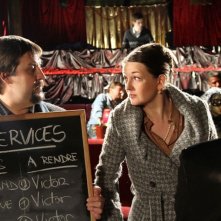 Anne Girouard nella commedia Au bistro du coin