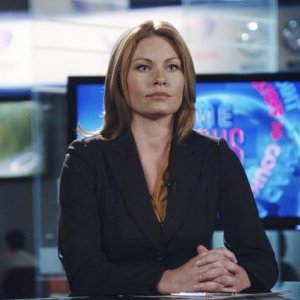 Ona Grauer nell'episodio Devil in a Blue Dress di V