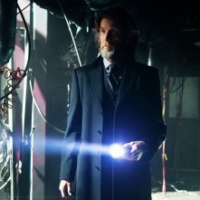 Lionel Luthor (John Glover) in una scena dell'episodio Scion di Smallville