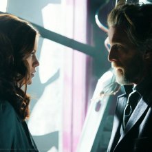 Luthor (John Glover) faccia a faccia con Tess (Cassidy Freeman) nell'episodio Scion di Smallville
