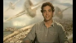 World Invasion - Trailer Italiano 2 con saluto di Ramon Rodriguez