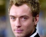 Jude Law e Aaron Johnson in Anna Karenina