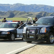 Gli Agenti schierati in una sequenza dell'episodio Targets of Obsession di CSI: Scena del crimine