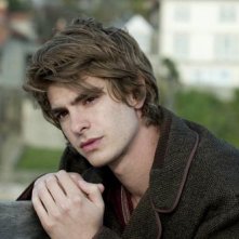 Andrew Garfield nel film Never Let Me Go