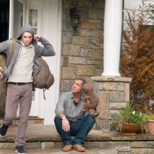 Anton Yelchin con Mel Gibson in Mr. Beaver