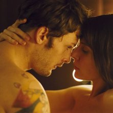 Nicolas Duvauchelle con Karole Rocher nel film Les yeux de sa mère