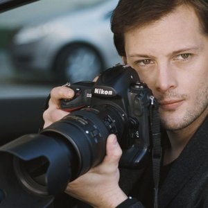 Nicolas Duvauchelle, protagonista del film Les yeux de sa mère