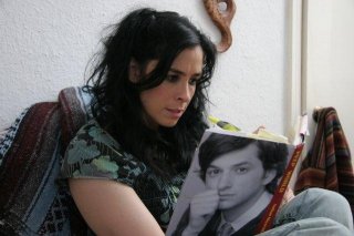 Sarah Silverman in una scena del film Peep World