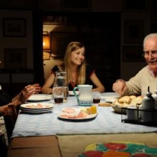 Veronica Olivier (al centro) tra Riccardo Garrone ed Emiliana Franzone sul set di Amore 14