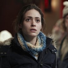 Emmy Rossum nell'episodio Frank Gallagher: Loving Husband, Devoted Father della serie Shameless