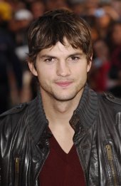 L'attore Ashton Kutcher.