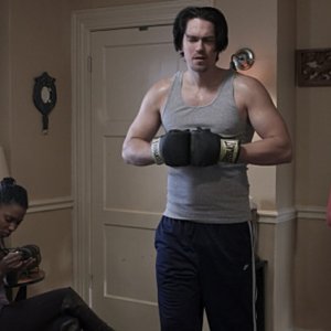 Shanola Hampton e Steve Howey nell'episodio It's Time to Kill the Turtle della serie Shameless