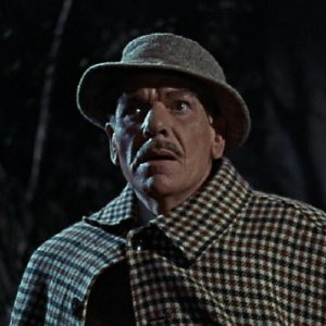 André Morell in una scena del film La furia dei Baskerville