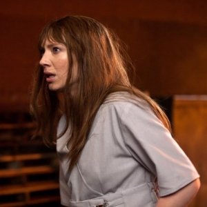 Anna Torv in una scena dell'episodio Bloodline di Fringe