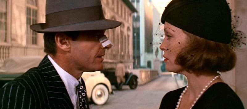 Jack Nicholson e Faye Dunaway in una scena di Chinatown