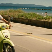 Matteo Petrini nel film Questo mondo è per te