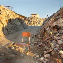 Una significativa immagine di Poggio di Roio dal film Ju tarramutu