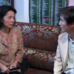 Yoon Hee-Jeong e Ahn Nae-sang nel dramma Poetry