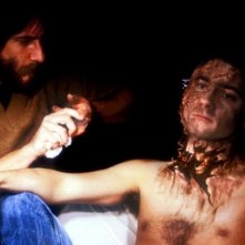 Griffin Dunne con Rick Baker sul set di Un lupo mannaro americano a Londra