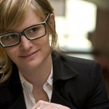 Jennifer Jason Leigh in una scena di Greenberg