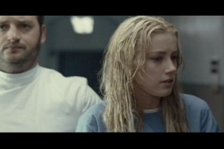 The Ward - Il reparto - Clip 'Benvenuta al reparto'