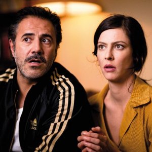 Anna Mouglalis e José Garcia nella commedia Chez Gino