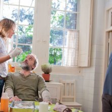 Emma Suárez con Gonzalo de Castro e Javier Cámara nella commedia ¿Para qué sirve un oso?