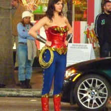La nuova Wonder Woman di Adrianne Palicki sul set della serie
