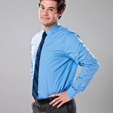 Adam Devine in un'immagine promozionale della serie Workaholics