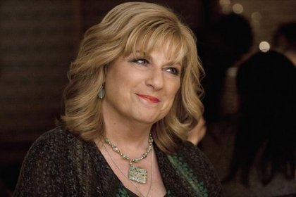 Caroline Aaron nell'episodio Mein Coming Out di Happy Endings: 198585