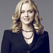 Christina Cole in una foto promozionale della serie Chaos
