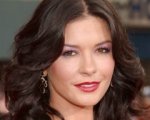 Catherine Zeta-Jones e Judy Greer in Playing the Field