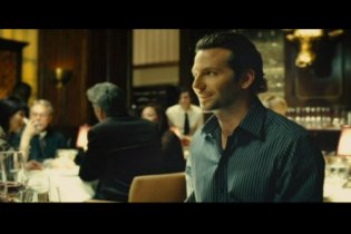Limitless - Clip 'Al ristorante'