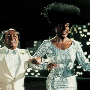 Wallpaper del film Bellifreschi, con Lino Banfi e Christian De Sica