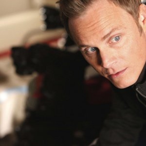 Jonh (David Anders) nell'episodio Know Thy Enemy di Vampire Diaries