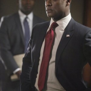 Blair Underwood nell'episodio Face Off di The Event